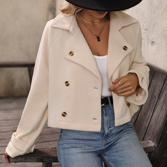 Damen kurze Plüschjacke im modischen Oversized-Stil Stalluxe