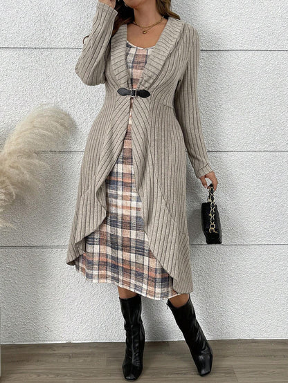 Damen Strickjacke mit asymmetrischem Saum und modischer Schnalle Stalluxe