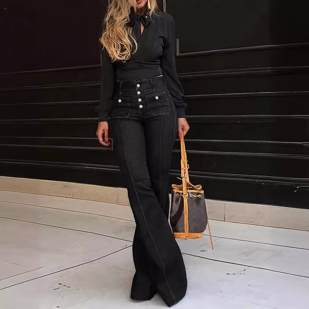 Damen High-Waist Schlagjeans mit Knopfdetails Stalluxe