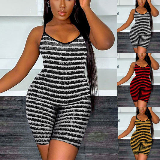 Damen Modellierender Jumpsuit mit schmalen Trägern und grafischem Streifenmuster Stalluxe