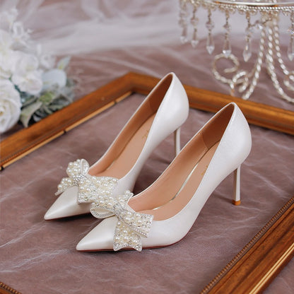 Damen Hochwertige Hochzeitspumps mit Perlenapplikation und raffiniertem Schleifendetail Stalluxe