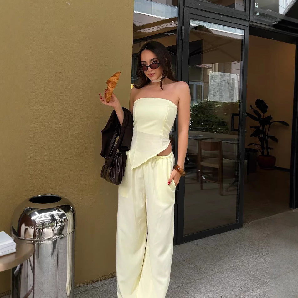 Damen eleganter Jumpsuit mit Schulterfreier Schnittführung und fließendem Material Stalluxe