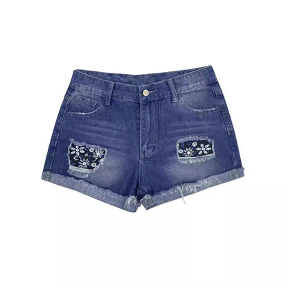 Damen Jeansshorts mit modischem Stickdesign und fransigen Säumen Stalluxe