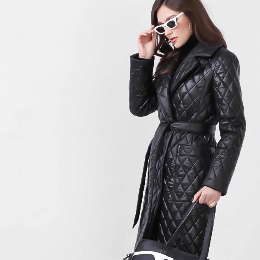 Damen Steppmantel mit Gürtel und hohem Kragen Stalluxe