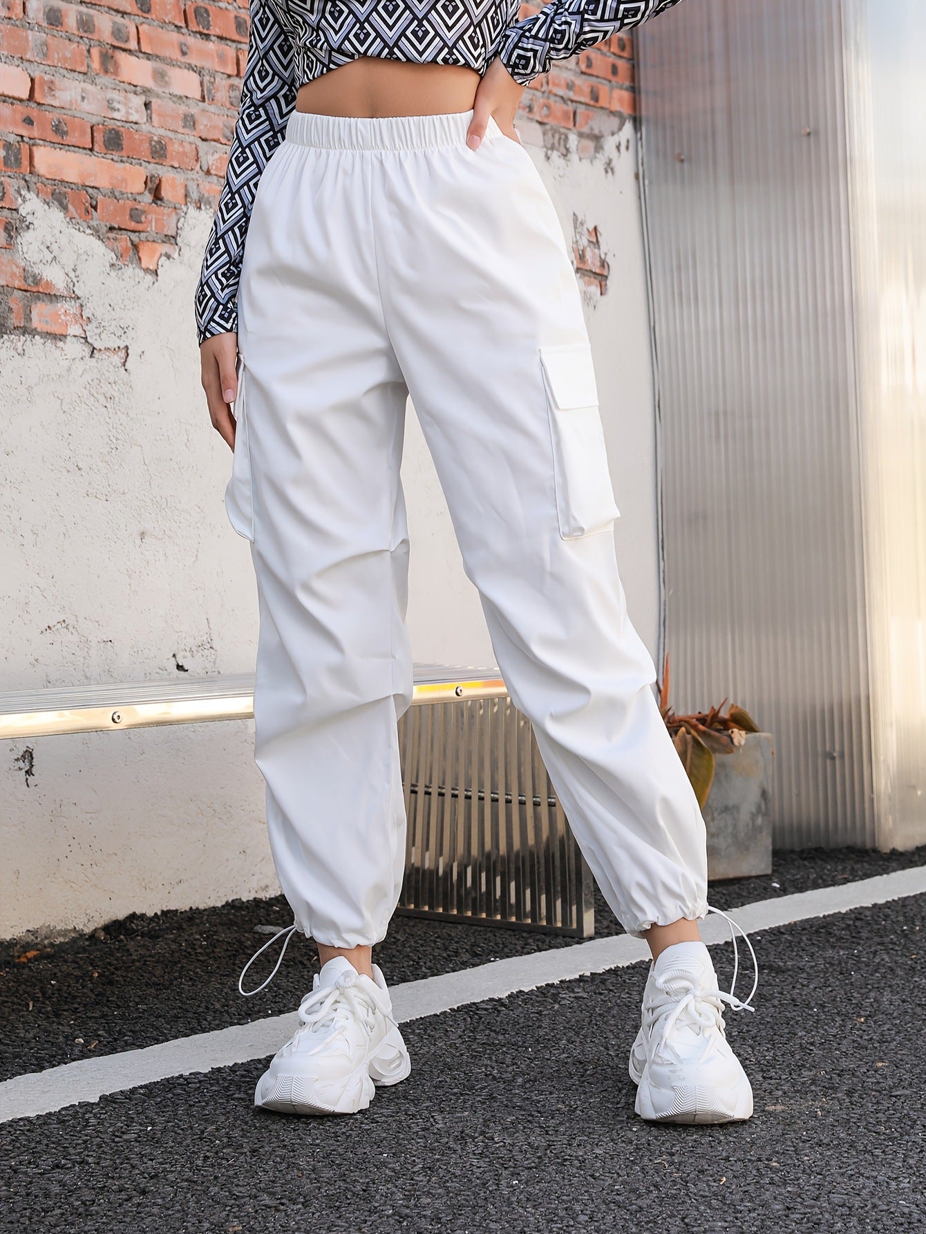 Damen Cargo-Hose mit elastischem Bund und praktischen Taschen Stalluxe