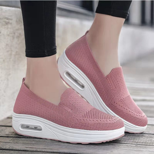Damen Sportliche Slip-On Sneakers mit luftiger Mesh-Oberfläche und innovativer Dämpfung Stalluxe