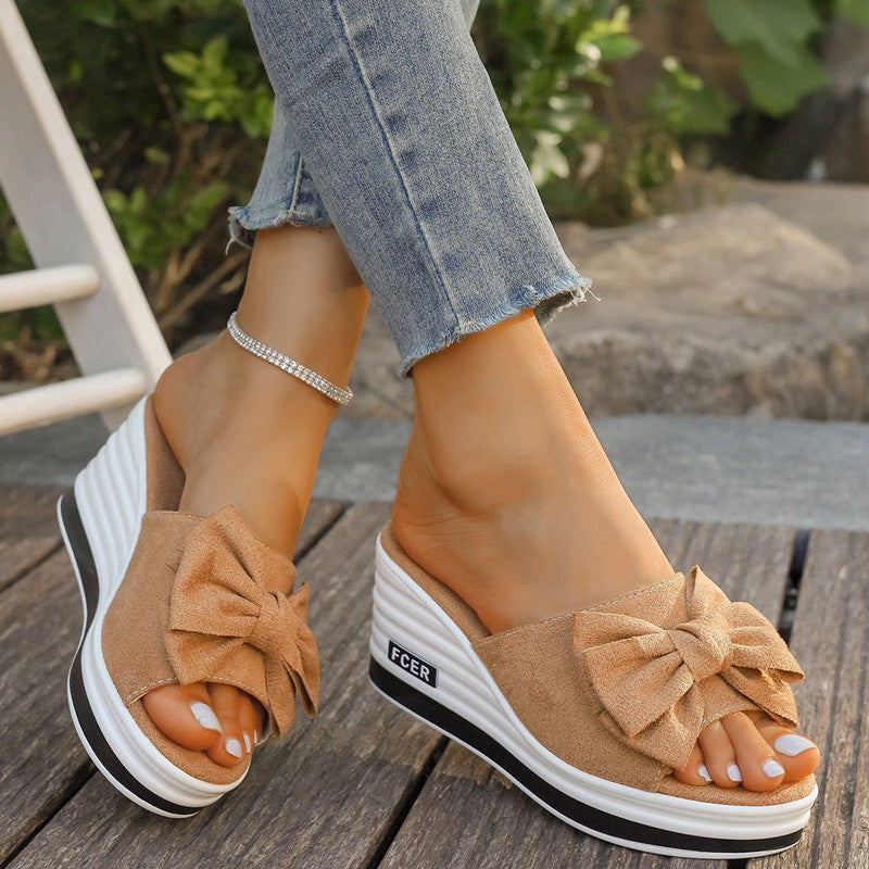 Damen Plateausandalen mit modischer Schleifenapplikation und komfortabler Sohle Stalluxe