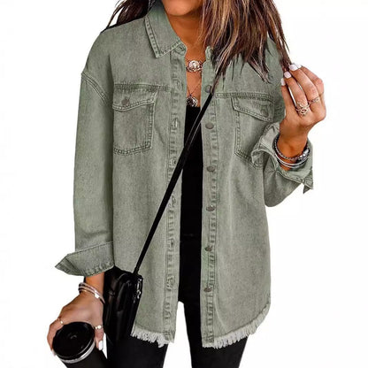 Damen lässige Jeansjacke mit fransigen Säumen und aufgesetzten Taschen Stalluxe
