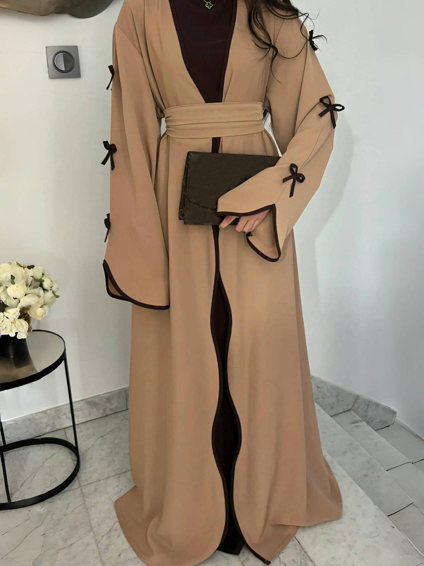 Damen Maxikleid mit eleganten Schleifendetails und fließendem Schnitt Stalluxe