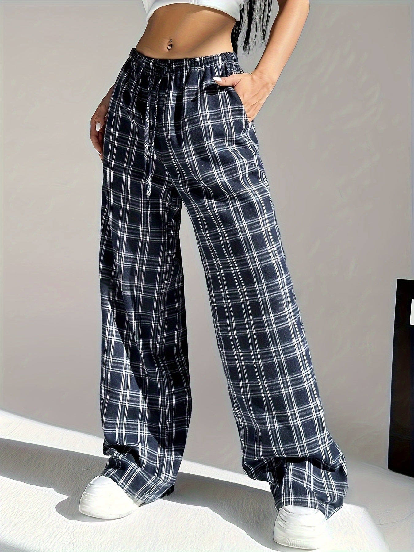Damen weite Karohose aus weichem Material mit Kordelzug und praktischen Taschen Stalluxe