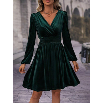 Damen Skaterkleid mit eleganten Raffung und V-Ausschnitt Stalluxe