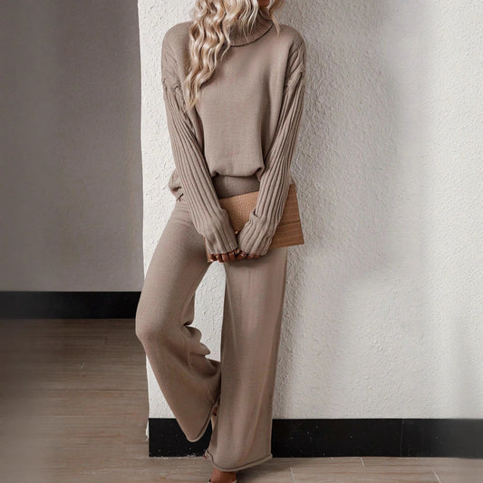 Damen Stilvolles Strickset mit hohem Kragen und weiter Hose Stalluxe