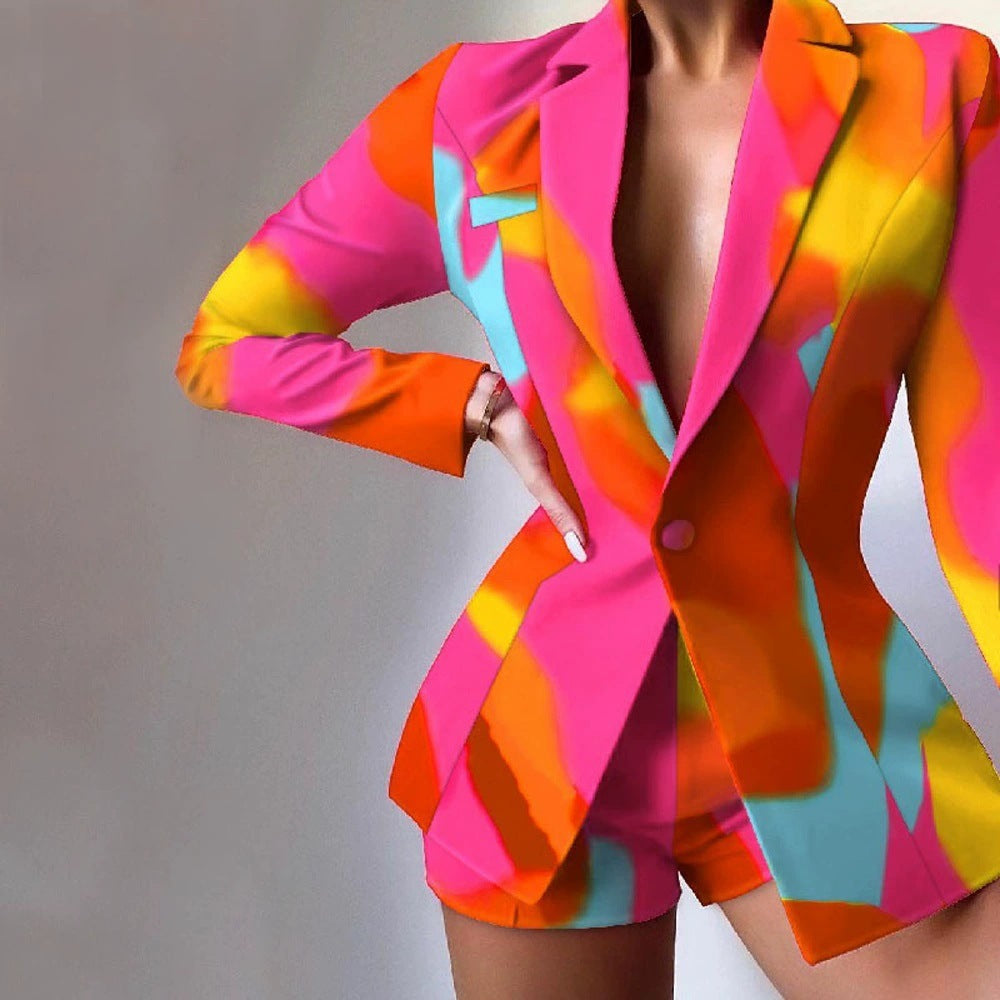 Damen Lebhaftes Blazer-Set mit Shorts und modernem Farbspiel Stalluxe