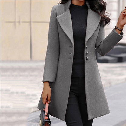 Damen elegante Jacke mit klassischem Detailing und schmaler Silhouette Stalluxe