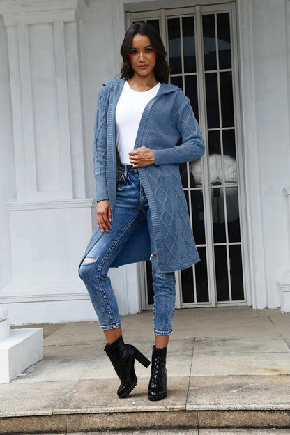 Damen Strickjacke mit Kapuze und stilvollem Zopfdesign Stalluxe Himmelblau