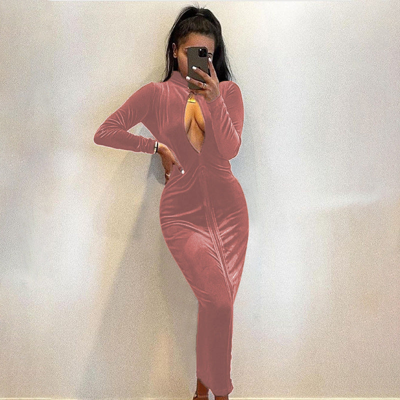 Damen Samt Maxikleid mit tiefem V-Ausschnitt und figurbetonter Silhouette Stalluxe