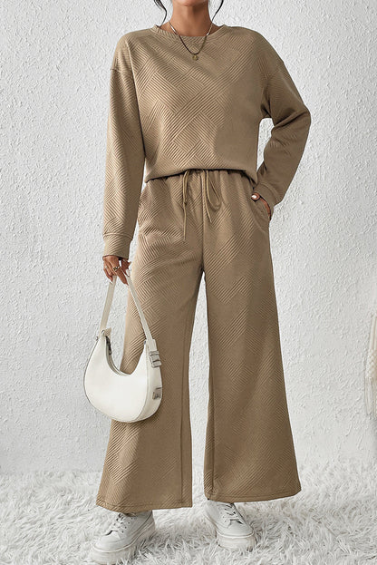 Damen Lounge-Outfit mit elegantem Strukturmuster Stalluxe