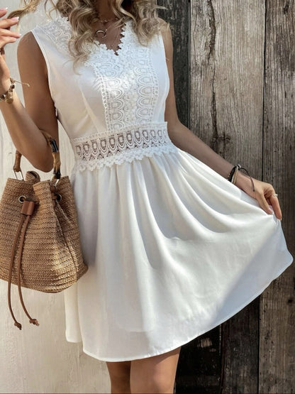 Damen Sommerkleid mit Spitzenakzenten und fließendem Schnitt Stalluxe