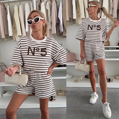 Damen gestreiftes Shorts-Set mit modischem Oversize-Schnitt Stalluxe
