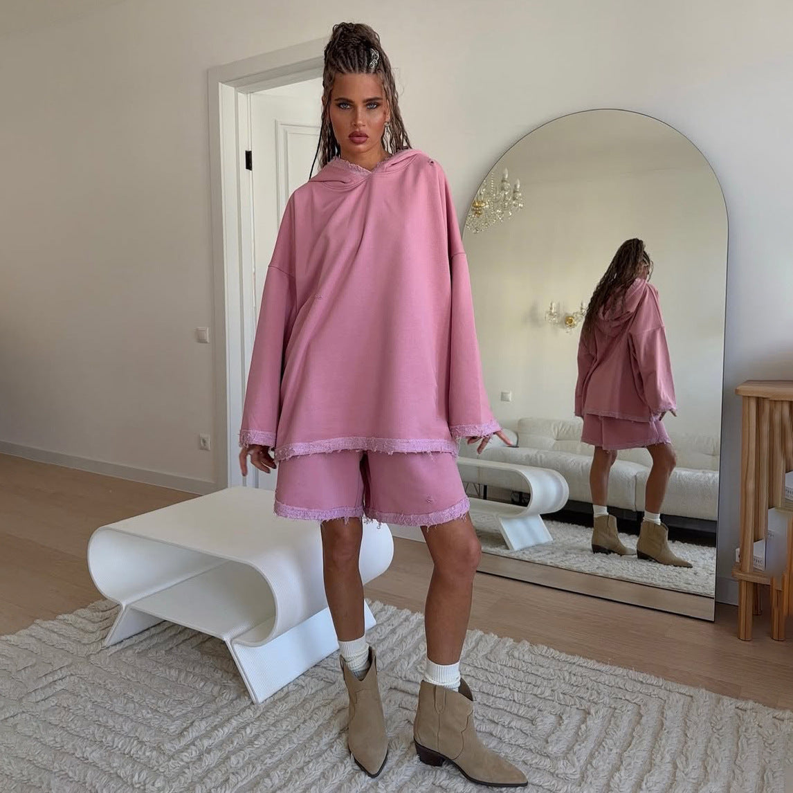 Damen sportlicher Oversized Hoodie mit fransigen Details und Shorts-Set Stalluxe