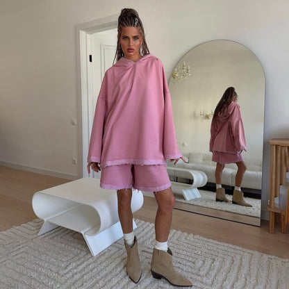 Damen sportlicher Oversized Hoodie mit fransigen Details und Shorts-Set Stalluxe