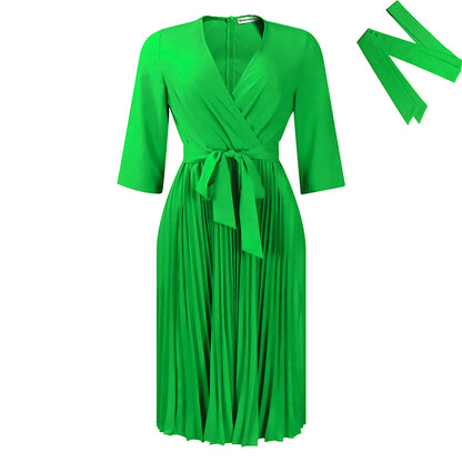 Damen Wickelkleid mit plissierten Details und elegantem Gürtel Stalluxe