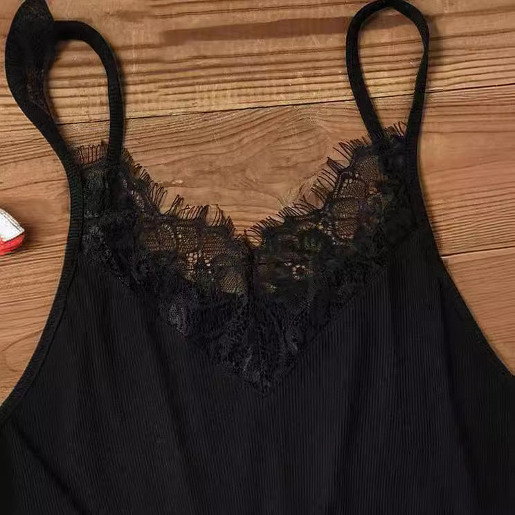 Damen Blumenkleid mit Spitzenoberteil und gefächertem Rock Stalluxe
