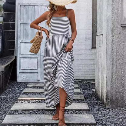 Damen Maxikleid mit schmalen Trägern und gestreiftem Design Stalluxe