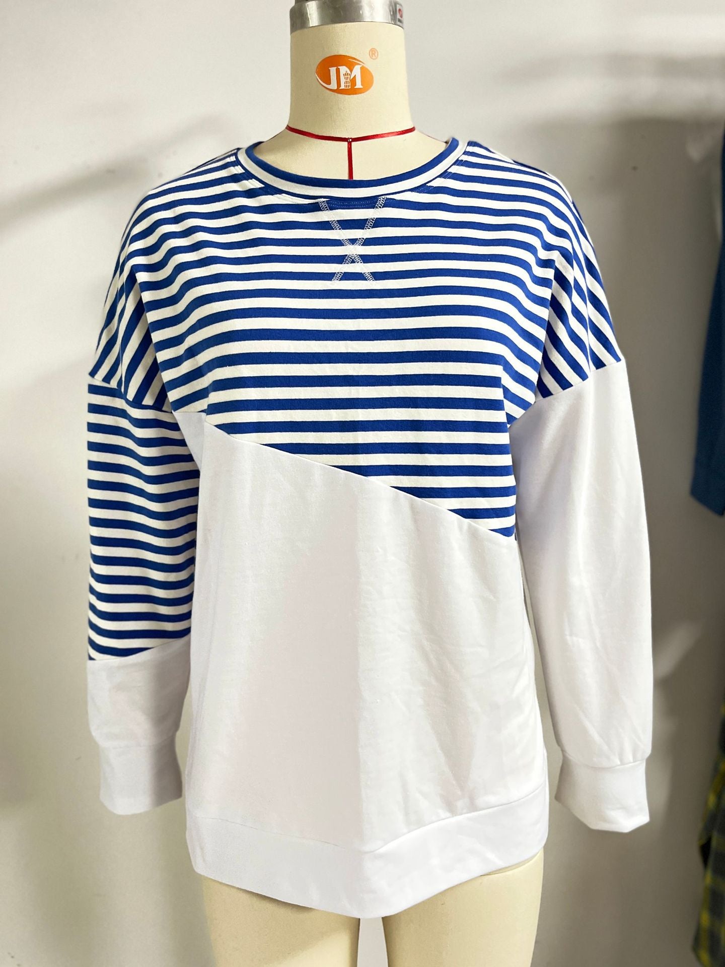 Damen lässiges Sweatshirt mit gestreiftem Design und abgesetztem Saum Stalluxe