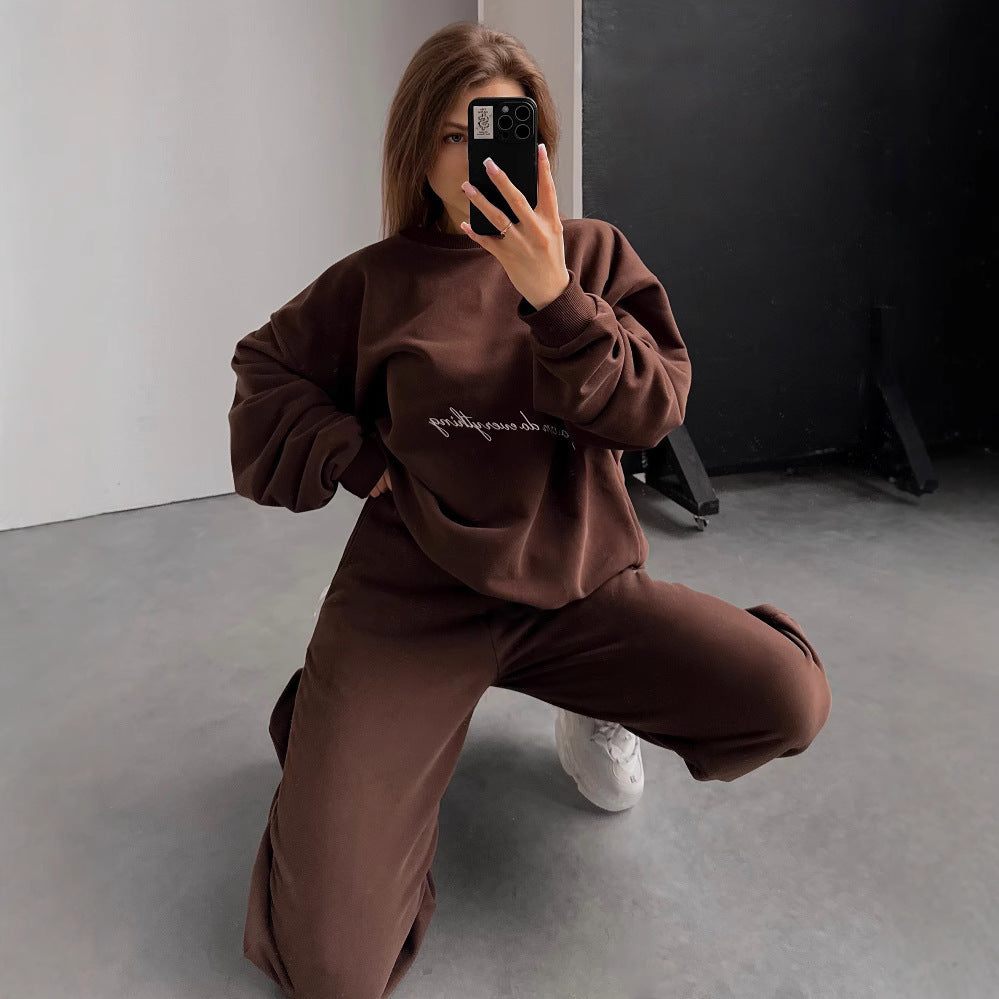 Damen bequemer Kuschel-Sweatanzug mit elastischem Bund und modischem Schriftzug Stalluxe
