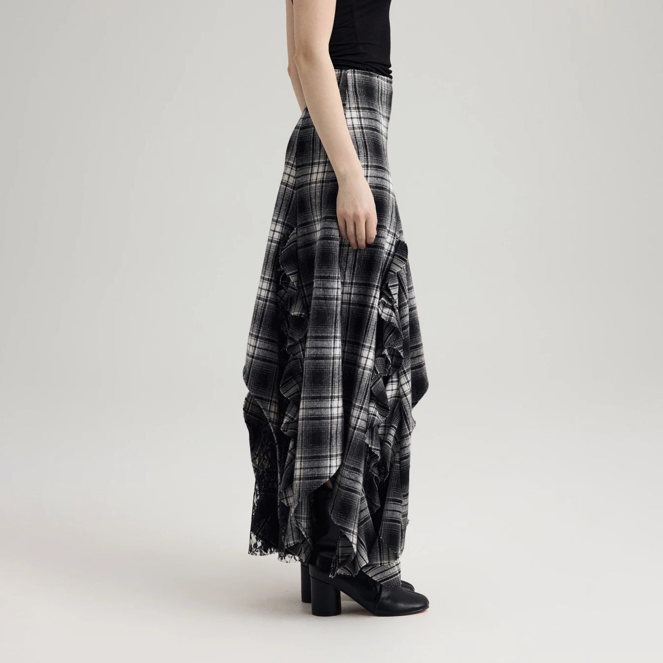 Damen Maxirock mit asymmetrischem Saum und Rüschendetails Stalluxe