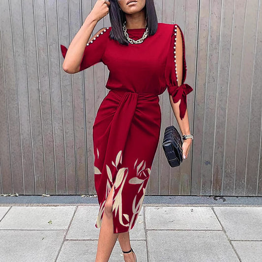 Damen Midikleid mit floralen Details und eleganten Schlitz Stalluxe