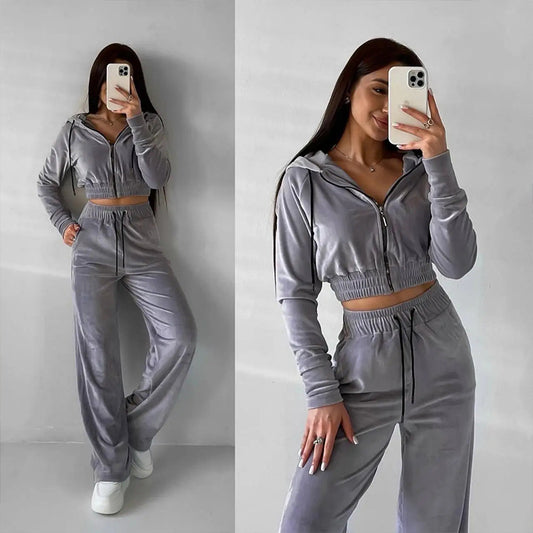 Damen modischer Velours-Jogginganzug mit cropped Hoodie und weitem Bein Stalluxe