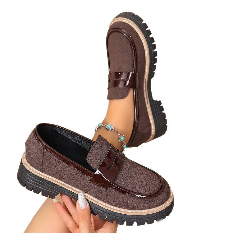 Damen Komfortable Slip-On Schuhe mit robustem Profil und eleganter Applikation Stalluxe