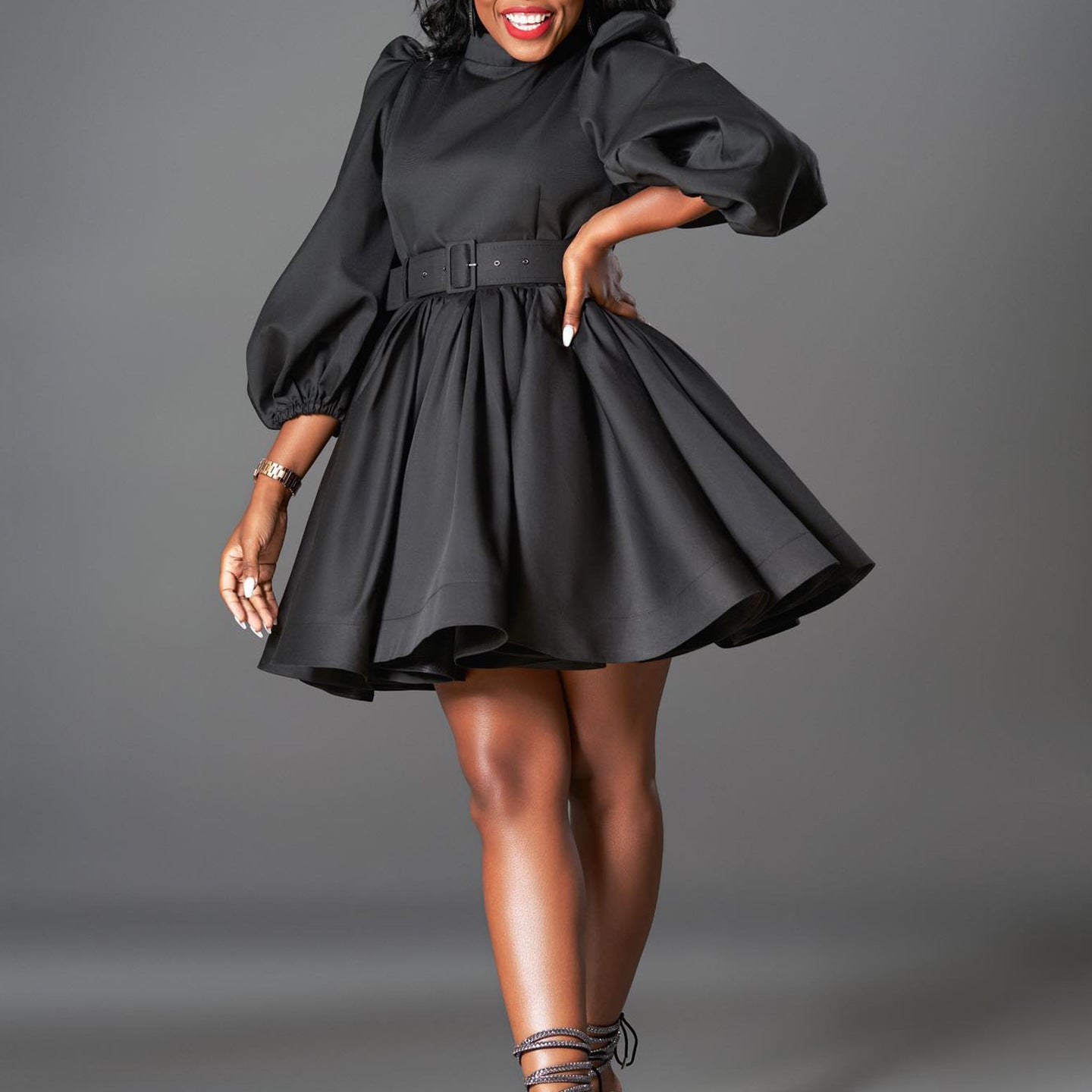 Damen Skaterkleid mit tailliertem Gürtel und voluminösen Ärmeln Stalluxe Schwarz