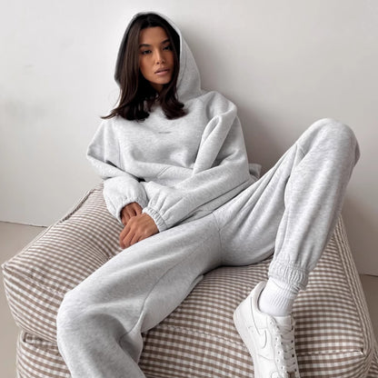 Damen bequemer Kuschel-Sweatanzug mit elastischem Bund und modischem Schriftzug Stalluxe