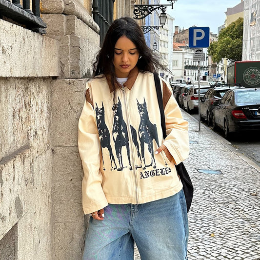 Damen Streetwear-Jacke mit einzigartigem Hunde-Print und lässigen Schnitten Stalluxe