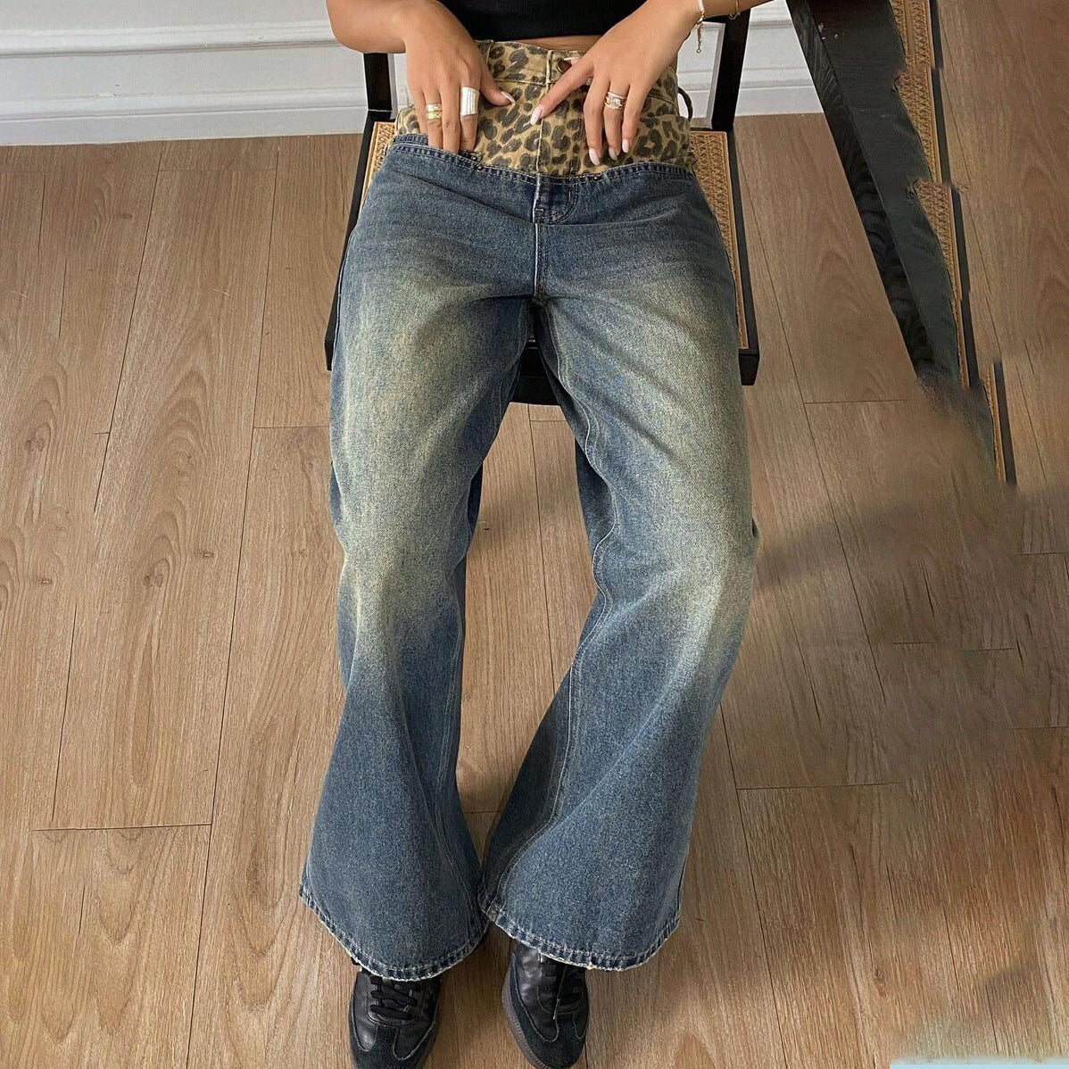 Damen Weit geschnittene Jeans mit Leopard-Hochbund Stalluxe