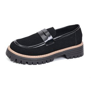 Damen Komfortable Slip-On Schuhe mit robustem Profil und eleganter Applikation Stalluxe