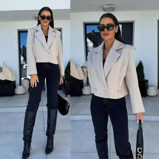 Damen modischer Blazer mit asymmetrischem Schnitt und eleganten Details Stalluxe