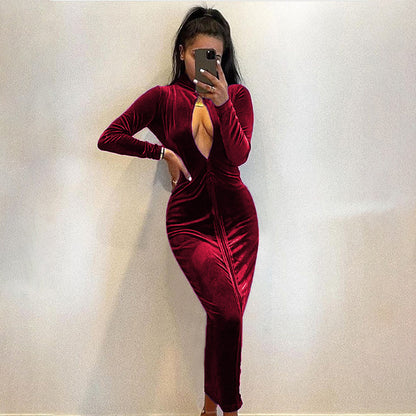 Damen Samt Maxikleid mit tiefem V-Ausschnitt und figurbetonter Silhouette Stalluxe