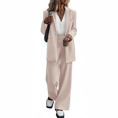Damen Elegantes Anzugset mit taillierter Silhouette und modernen Akzenten Stalluxe