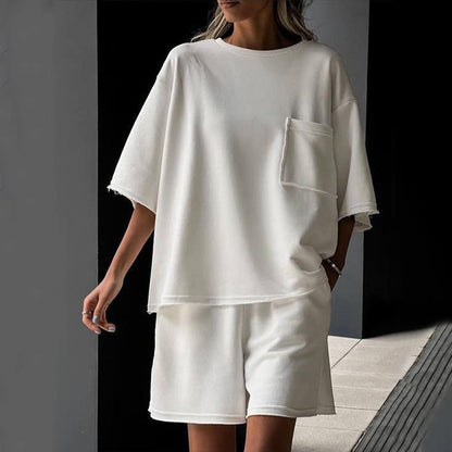 Damen lässiges Lounge-Set aus atmungsaktivem Material mit oversized T-Shirt und Shorts Stalluxe