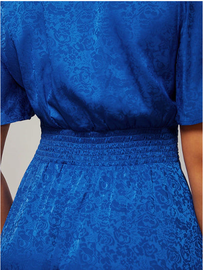 Damen Maxikleid mit voluminösen Ärmeln und floralen Details Stalluxe