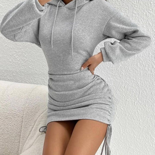 Damen Kapuzenkleid mit gerafftem Saum und bequemem Schnitt Stalluxe