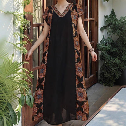 Damen Maxikleid mit aufwendigen Stickdetails und fließendem Schnitt Stalluxe