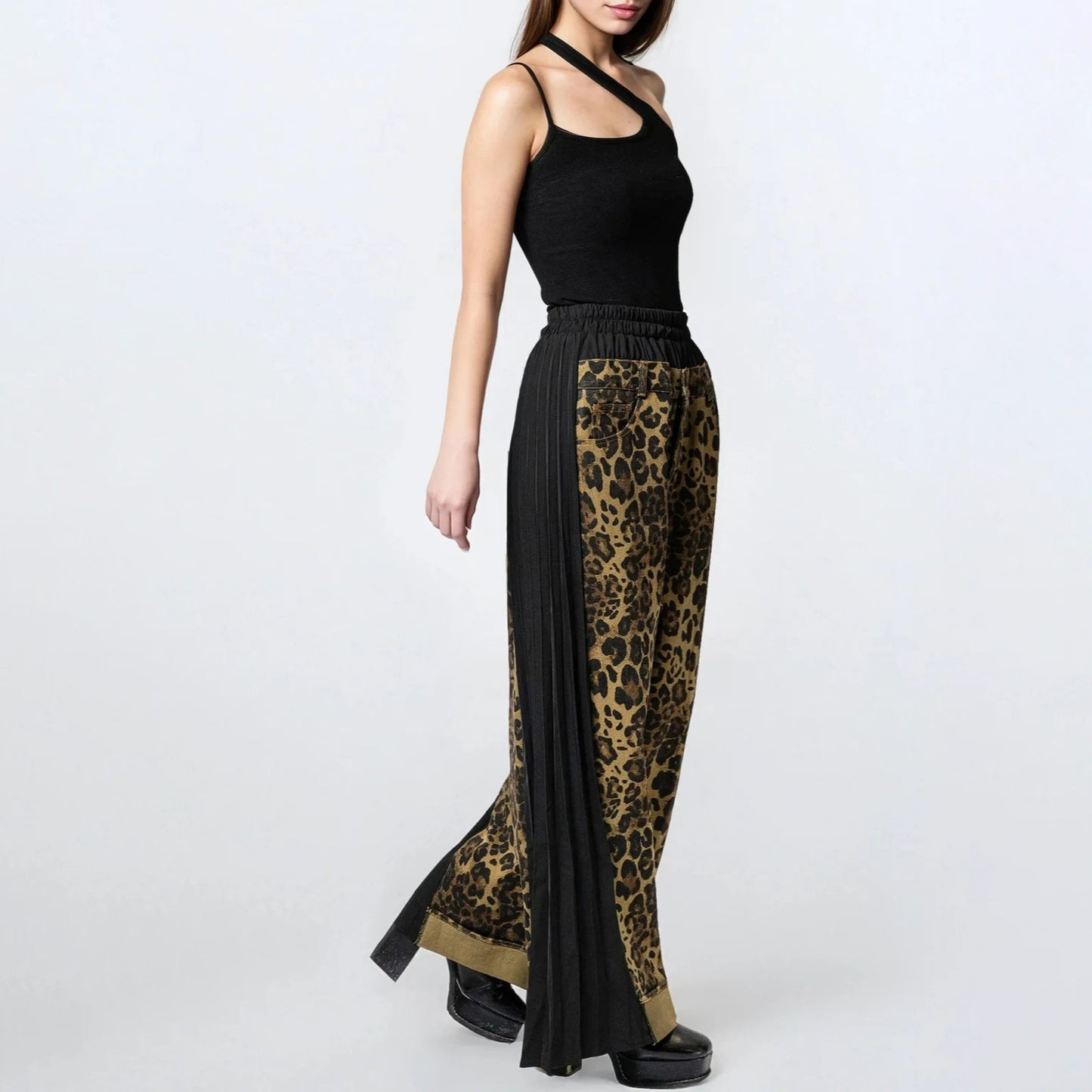 Damen Weite Hose mit Leo-Muster und elastischem Bund Stalluxe