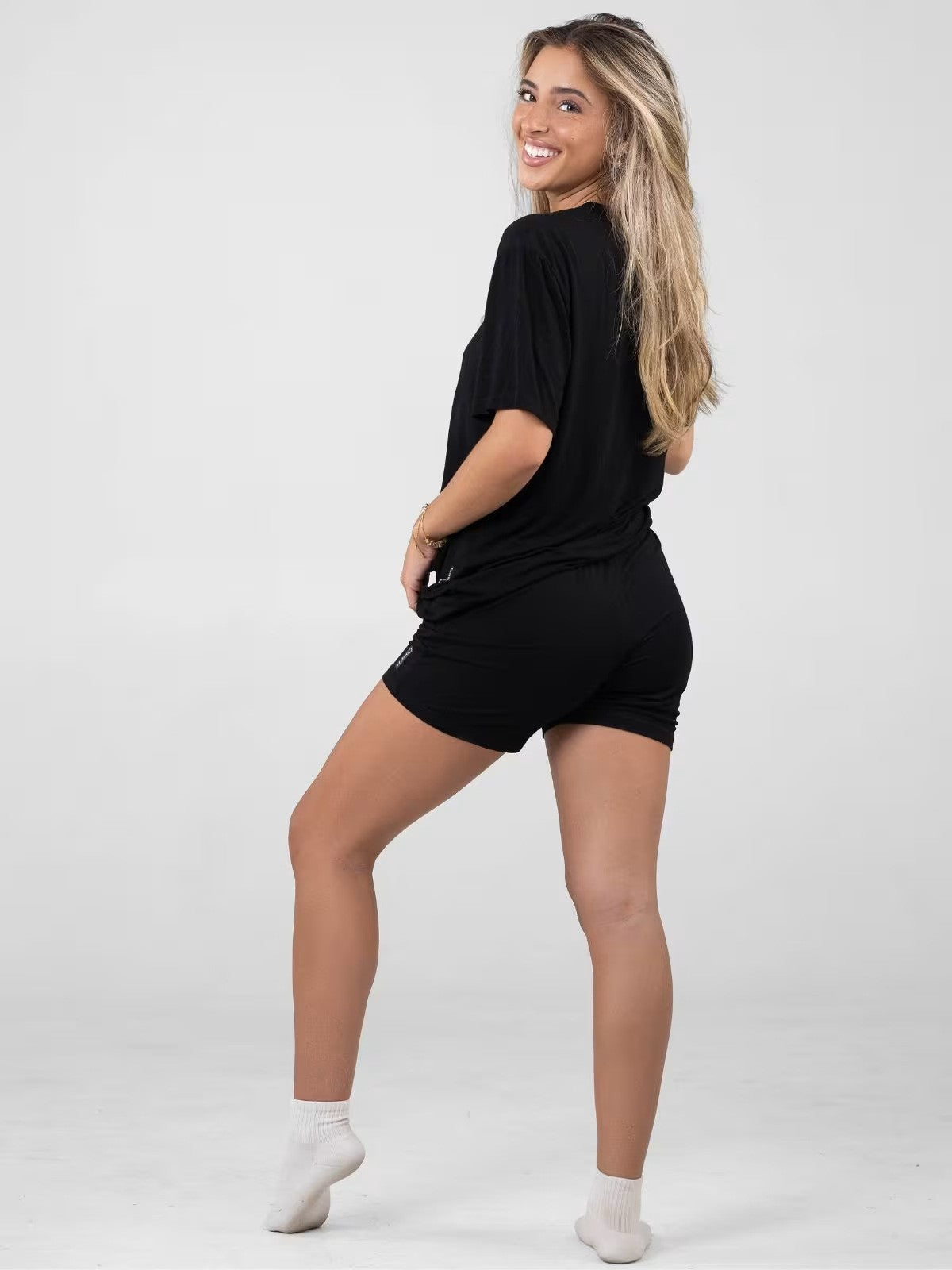 Damen lässiges Set mit oversized T-Shirt und Shorts Stalluxe