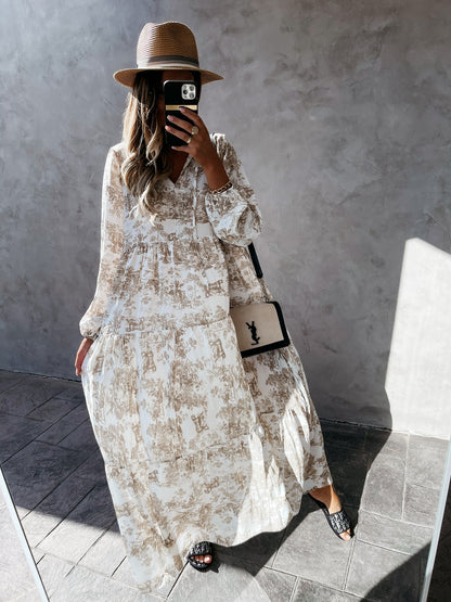 Damen Maxikleid mit floralen und künstlerischen Printdetails Stalluxe