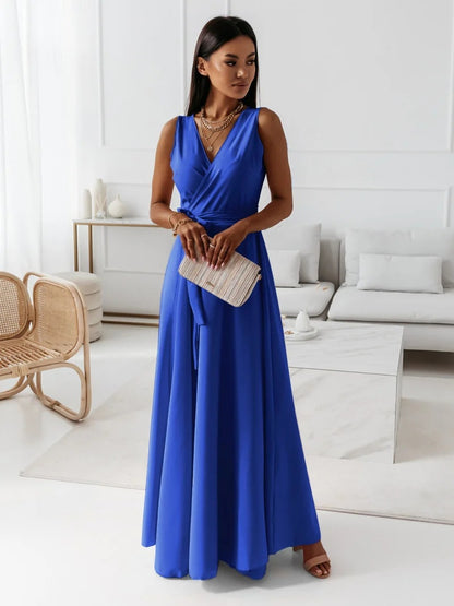Damen Wickel-Maxikleid mit tiefem V-Ausschnitt und fließendem Schnitt Stalluxe